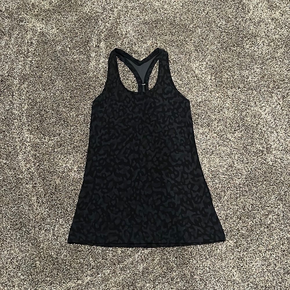 Lululemon tank top